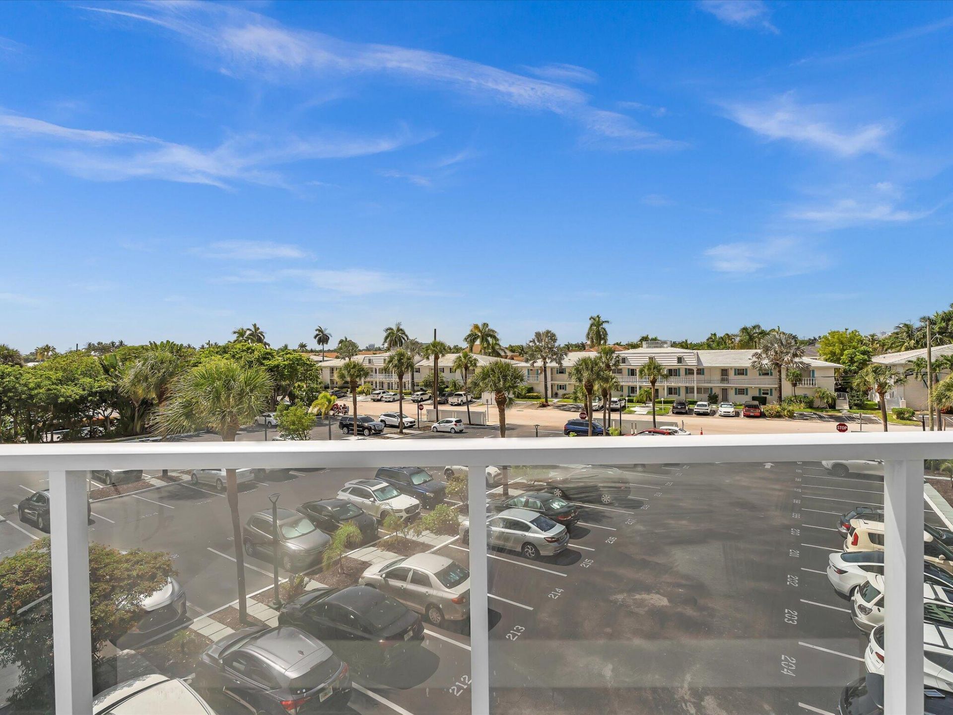 3300 NE 36th Street, Unit 302, Fort Lauderdale, FL 33308 Photo