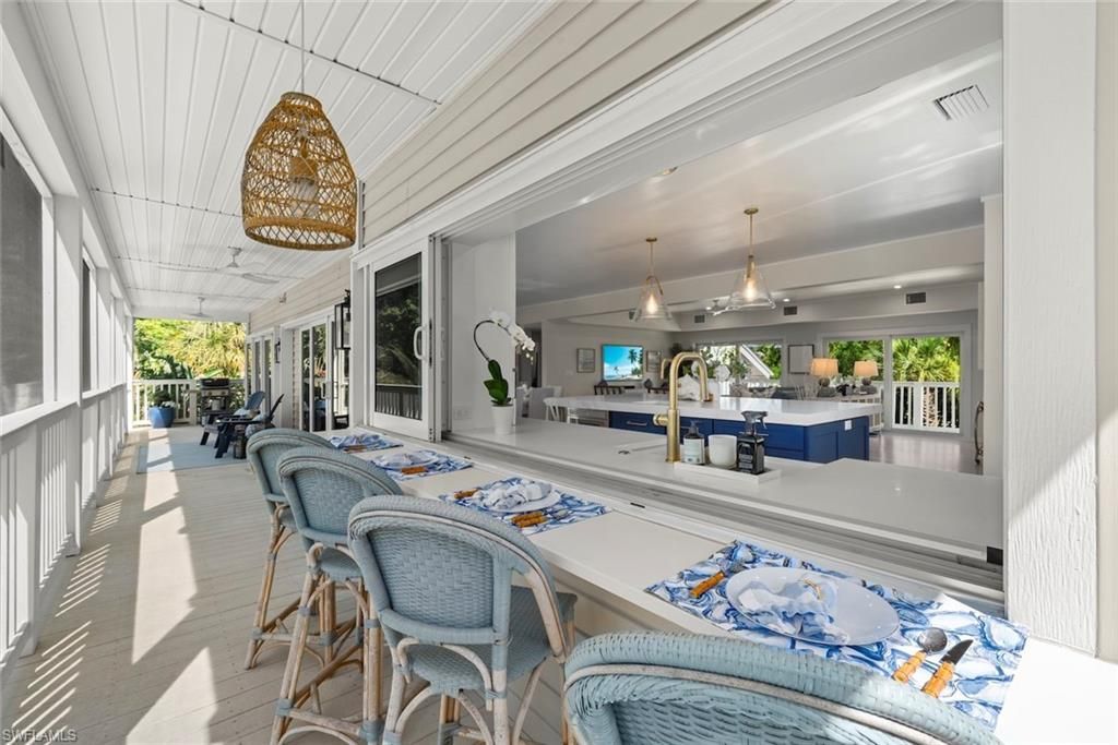 1048 Kings Crown Dr, Sanibel, FL 33957 Photo