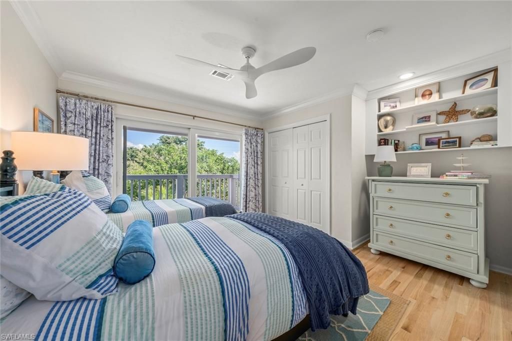 1048 Kings Crown Dr, Sanibel, FL 33957 Photo