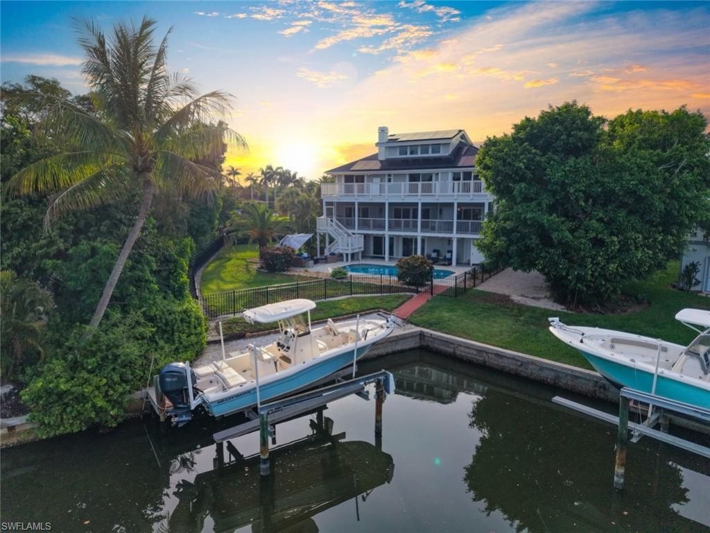 1048 Kings Crown Dr, Sanibel, FL 33957 Photo