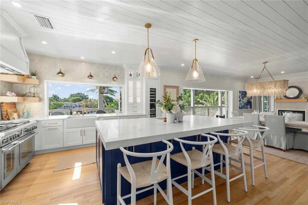 1048 Kings Crown Dr, Sanibel, FL 33957 Photo