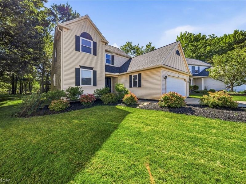 116 Woodbridge Crossing, Chardon, OH 44024 Photo 7