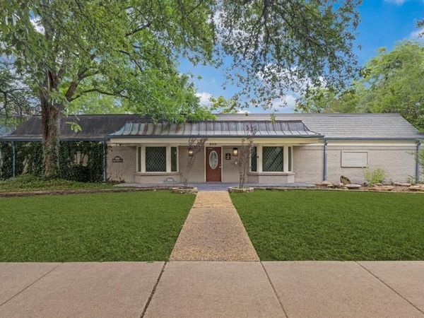 800 N Bishop Avenue , Unit 2, Dallas, TX 75208