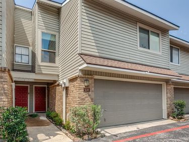 7450 Holly Hill Drive, Unit 108, Dallas, TX 75231