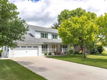 805 Pleasant Drive, Ada, MN 56510