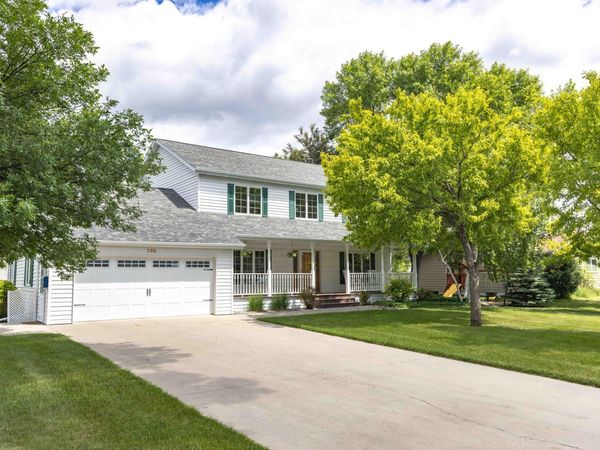 805 Pleasant Drive, Ada, MN 56510