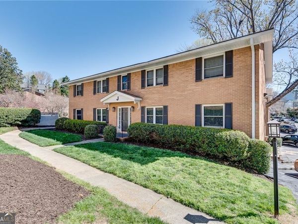 3510 Roswell Road, Unit H1, Atlanta, GA 30326