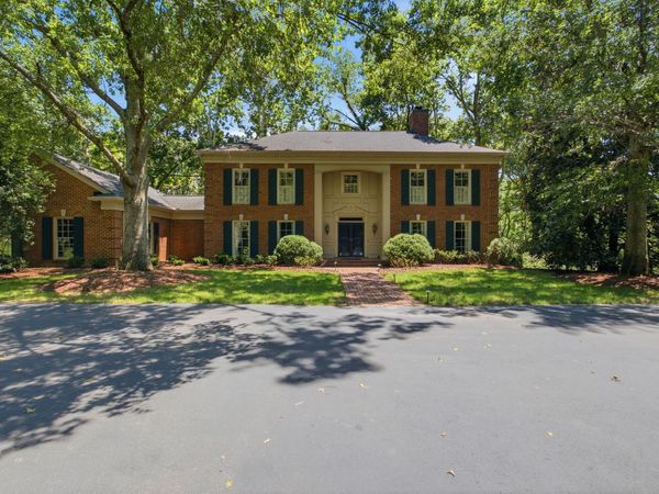 4383 Chickering Ln , Nashville, TN 37215