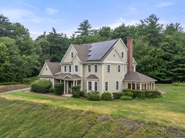 35 Houghton Ln, Boxborough, MA 01719