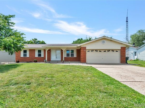 1363 Brandywine Lane , St Charles, MO 63376
