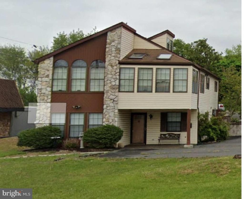 1014 Mantua Pike, Wenonah, NJ 08090 Main Photo