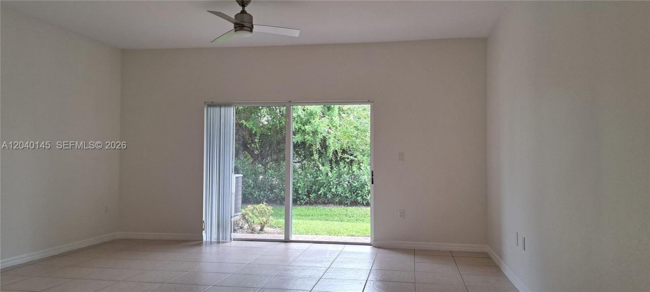 3526 NW 29th Ct , Unit 3526, Lauderdale Lakes, FL 33311 Photo