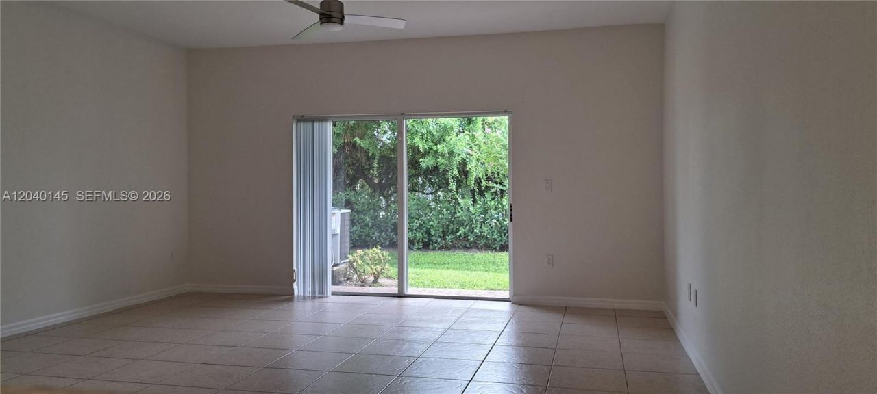 3526 NW 29th Ct , Unit 3526, Lauderdale Lakes, FL 33311 Photo