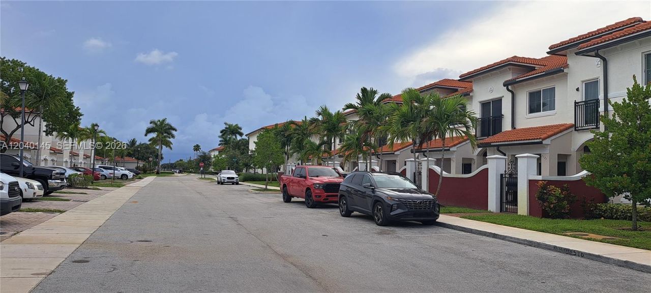 3526 NW 29th Ct , Unit 3526, Lauderdale Lakes, FL 33311 Photo