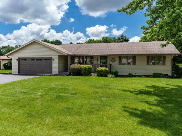 7431 FARVIEW Drive, CHERRY VALLEY, IL 61016