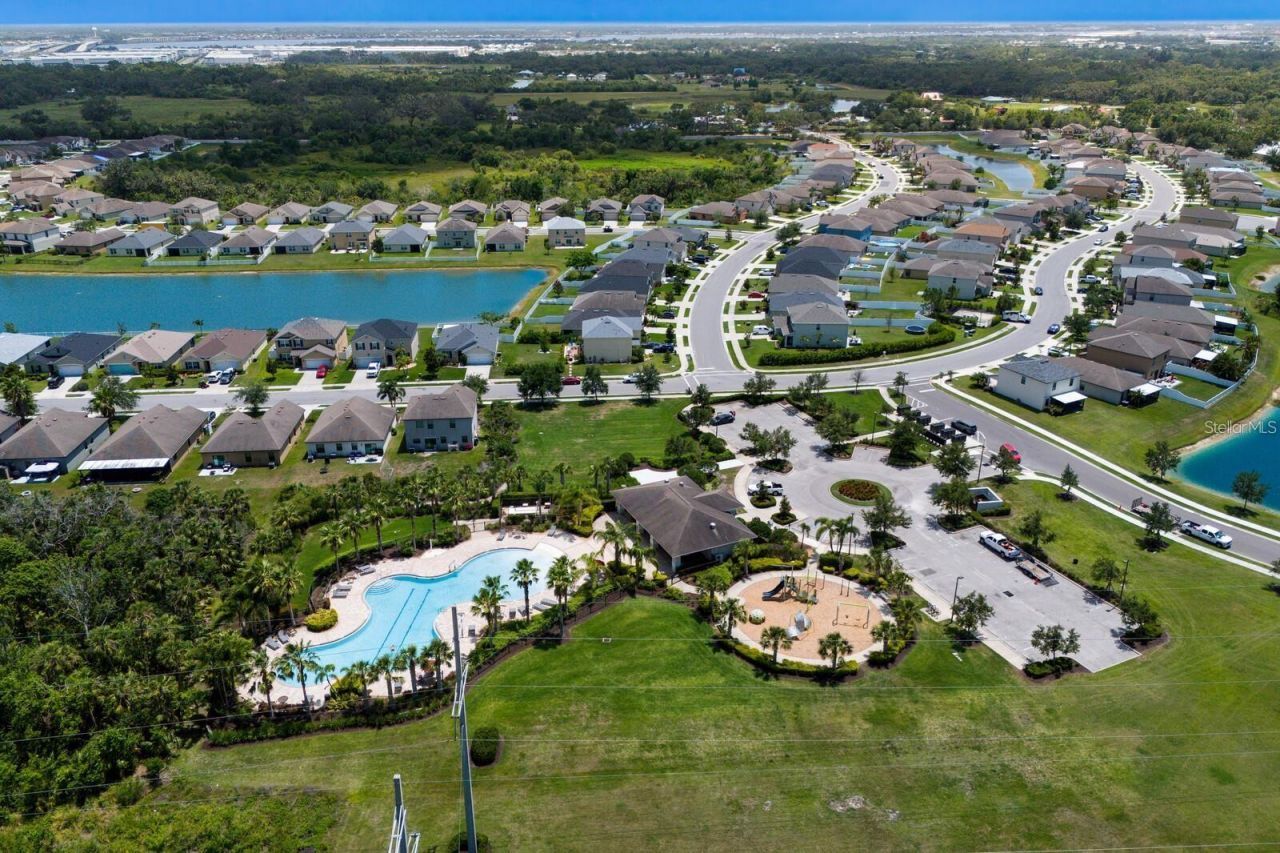 3908 Mossy Limb Court , Palmetto, FL 34221 Photo