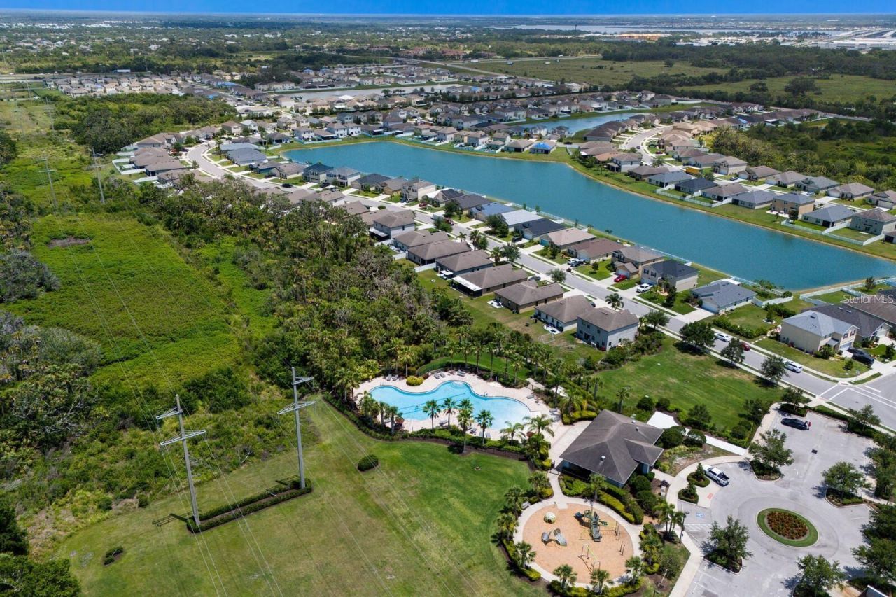 3908 Mossy Limb Court , Palmetto, FL 34221 Photo