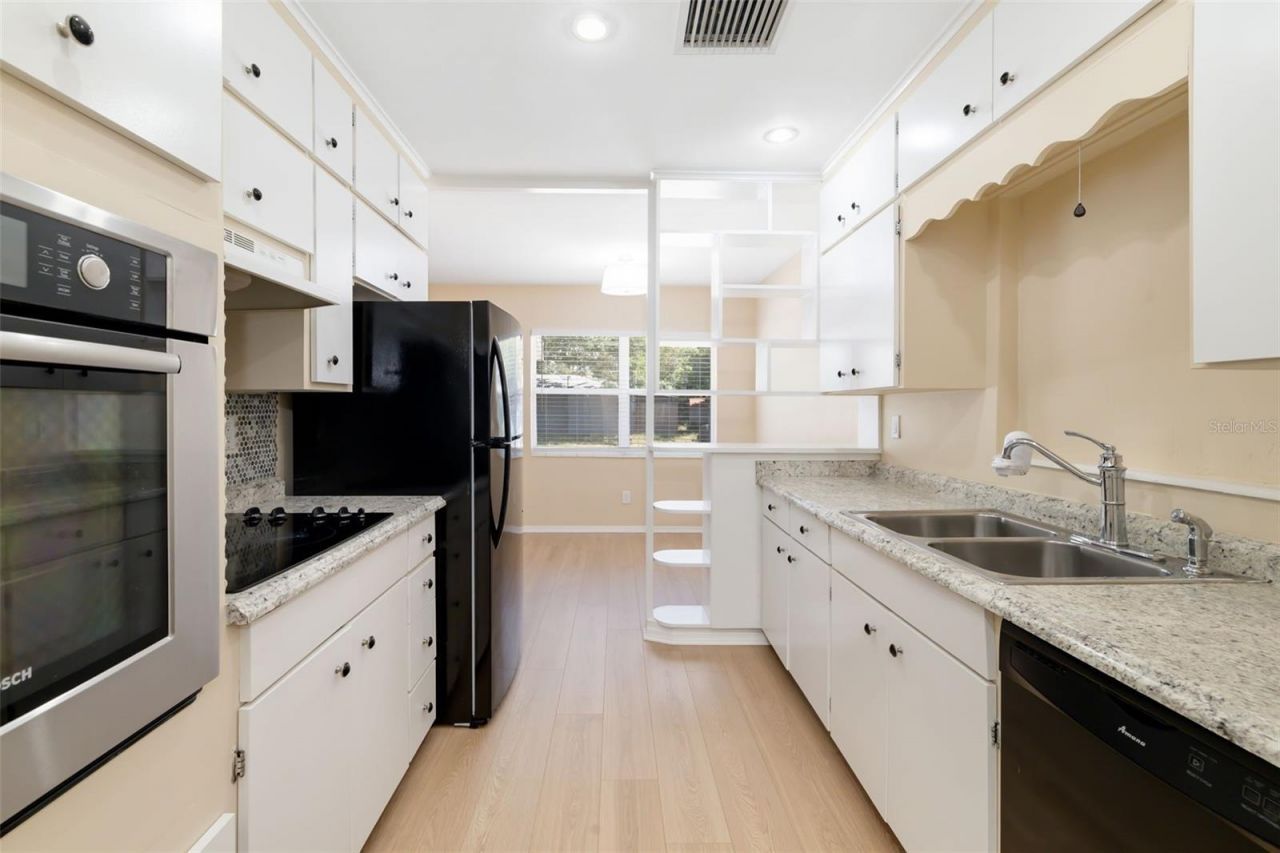 808 26th Street W, Bradenton, FL 34205 Photo