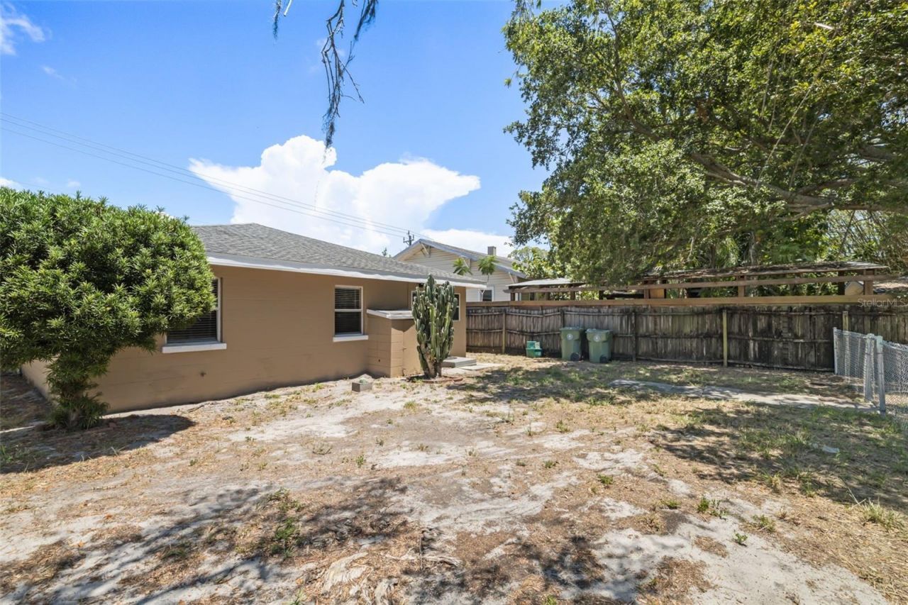 808 26th Street W, Bradenton, FL 34205 Photo