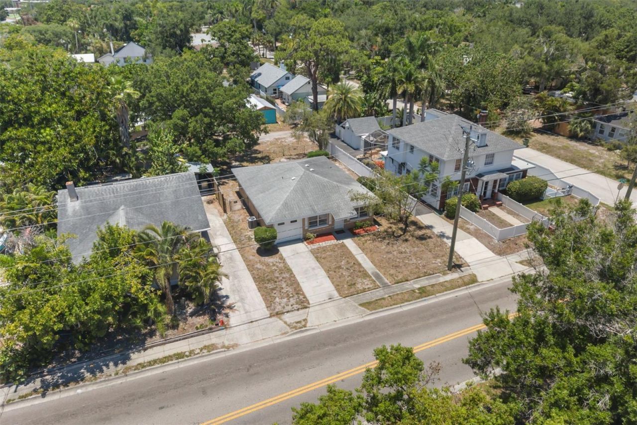 808 26th Street W, Bradenton, FL 34205 Photo