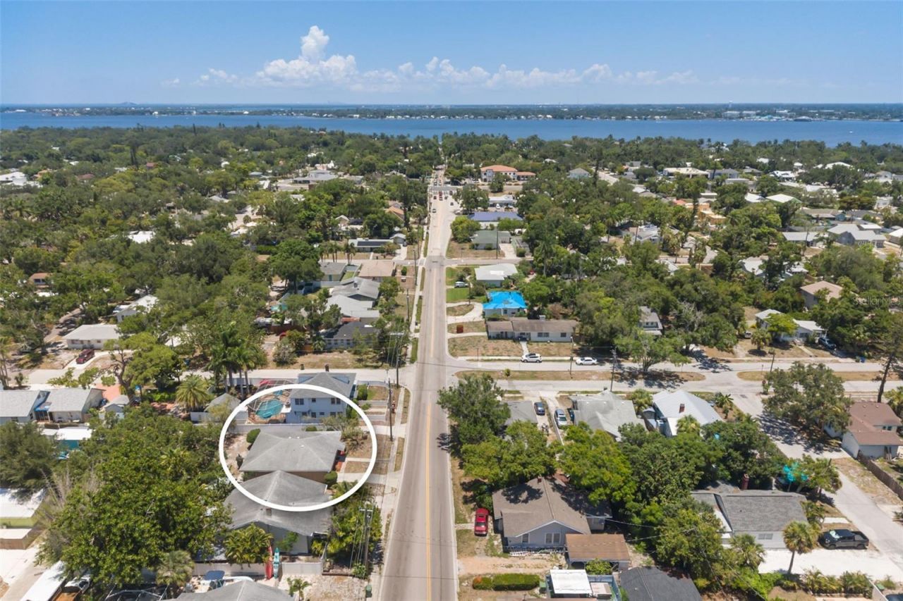 808 26th Street W, Bradenton, FL 34205 Photo