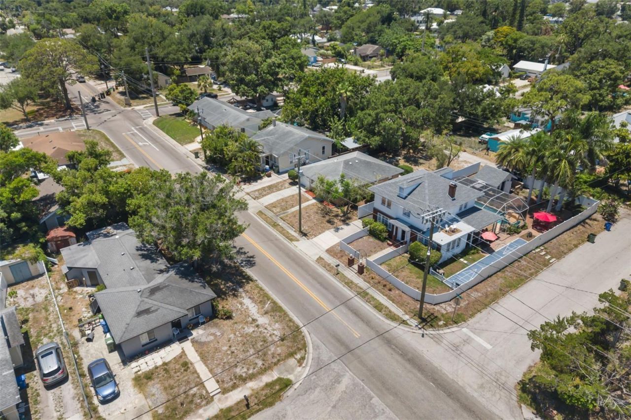 808 26th Street W, Bradenton, FL 34205 Photo