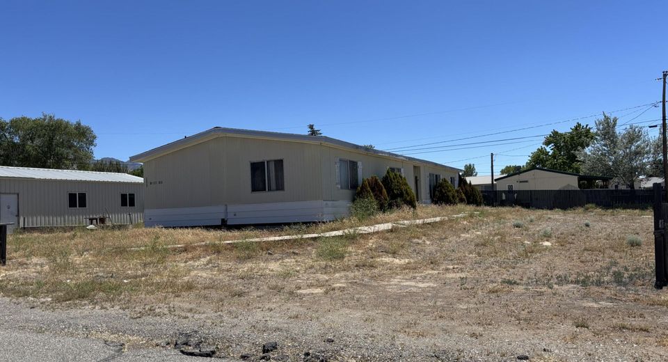 3020 Middle Way, Winnemucca, NV 89445 Photo