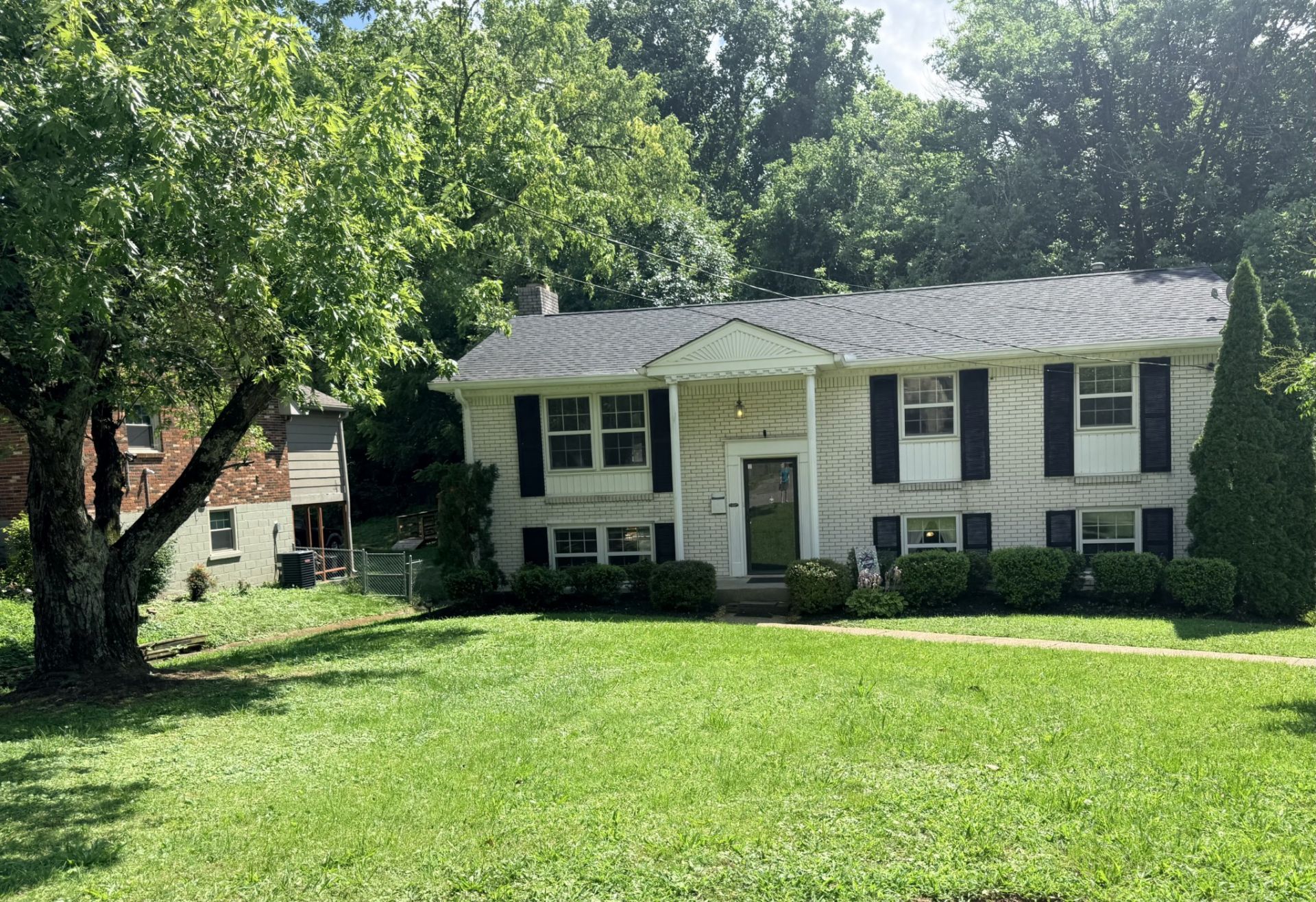 3755 Faulkner Dr, Nashville, TN 37211 Main Photo