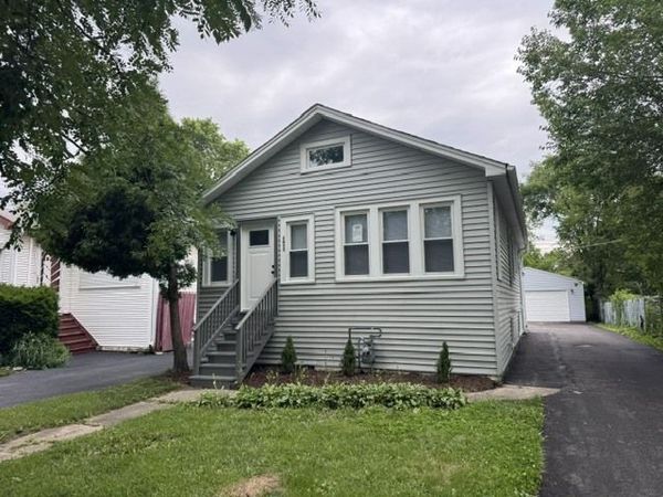 1833 S 18th Avenue , Maywood, IL 60153