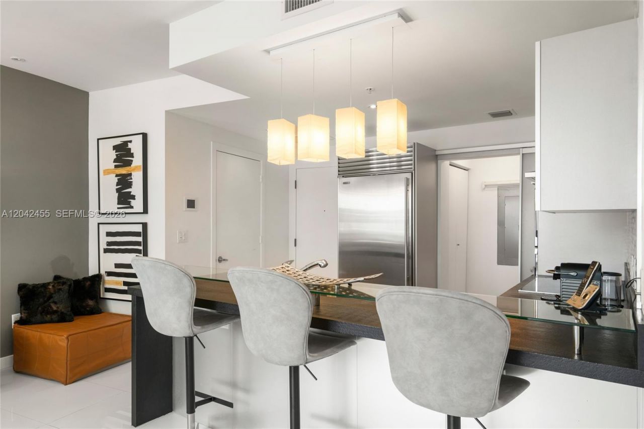 18201 Collins Ave , Unit 603, Sunny Isles Beach, FL 33160 Photo
