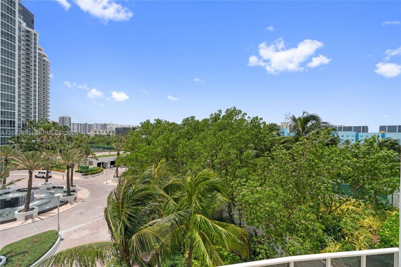 18201 Collins Ave , Unit 603, Sunny Isles Beach, FL 33160 Photo