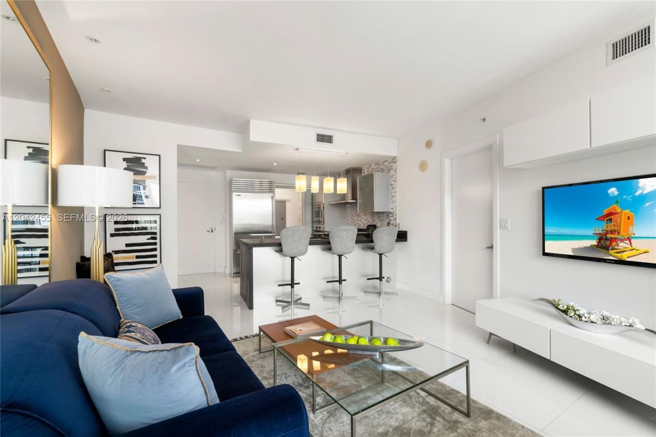 18201 Collins Ave , Unit 603, Sunny Isles Beach, FL 33160 Photo