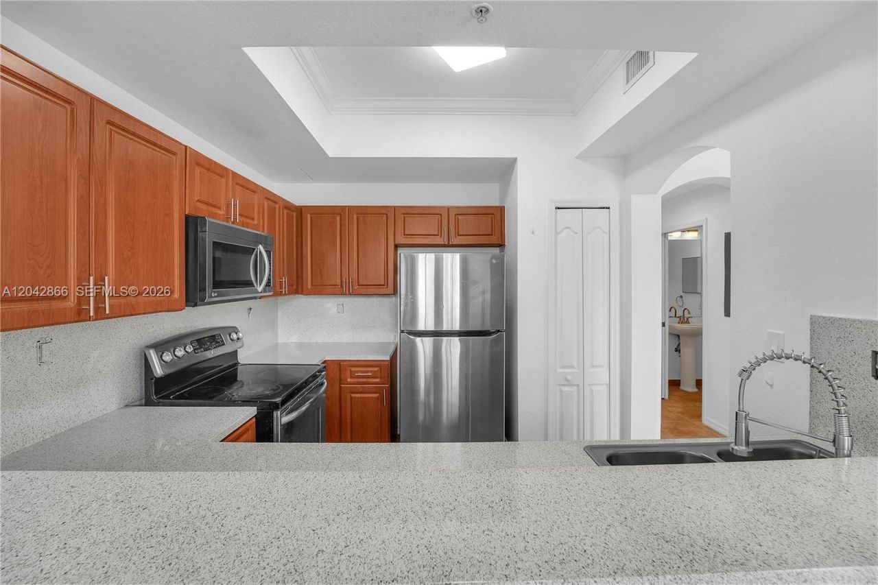 8858 W Flagler St, Unit 210, Miami, FL 33174 Photo
