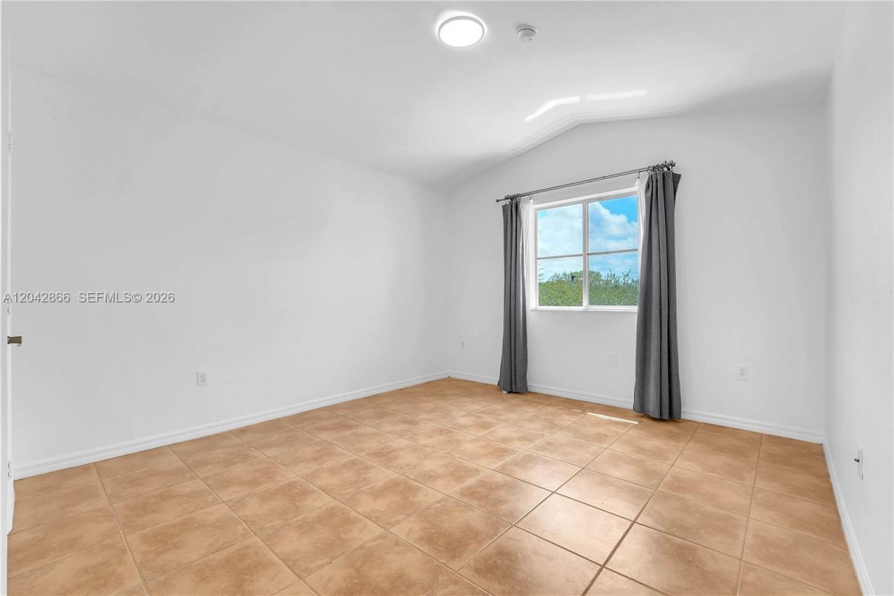 8858 W Flagler St, Unit 210, Miami, FL 33174 Photo