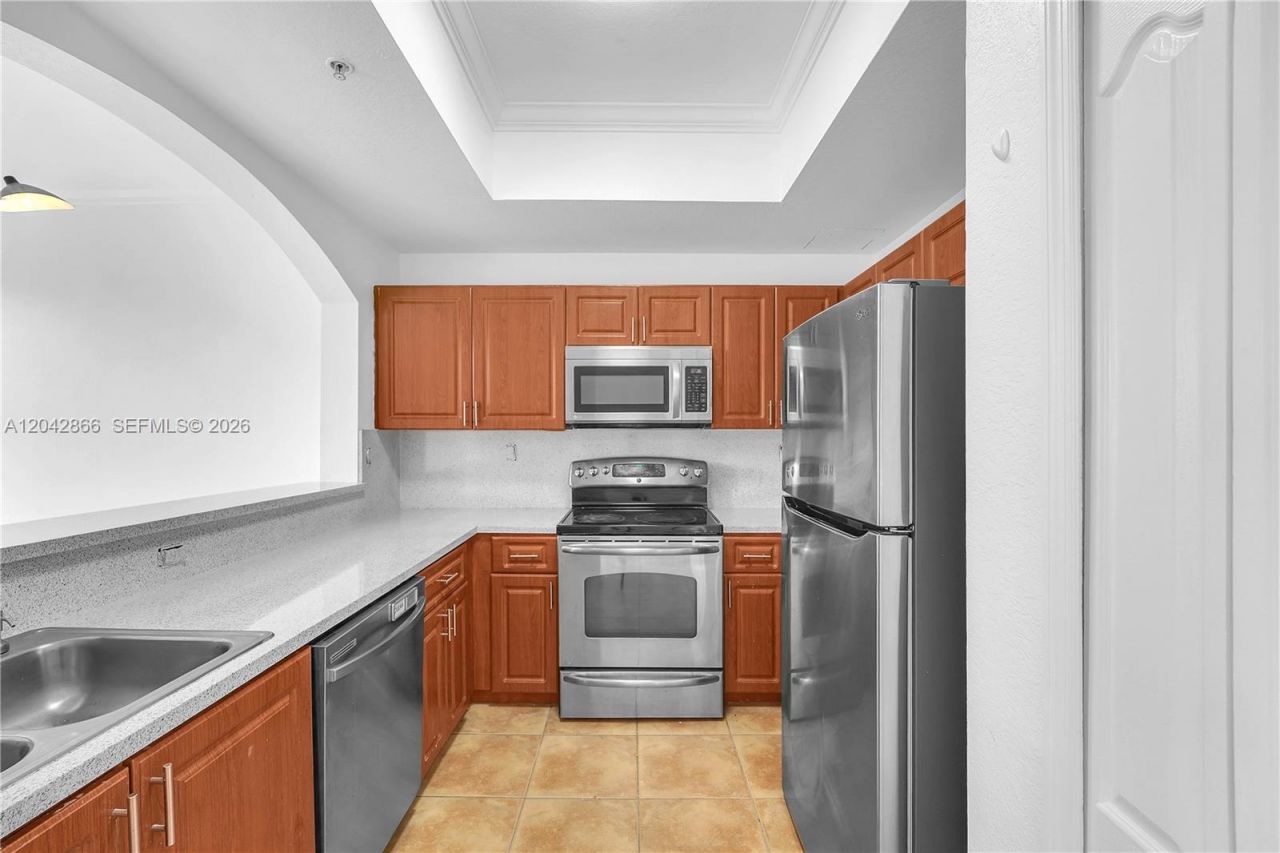 8858 W Flagler St, Unit 210, Miami, FL 33174 Photo