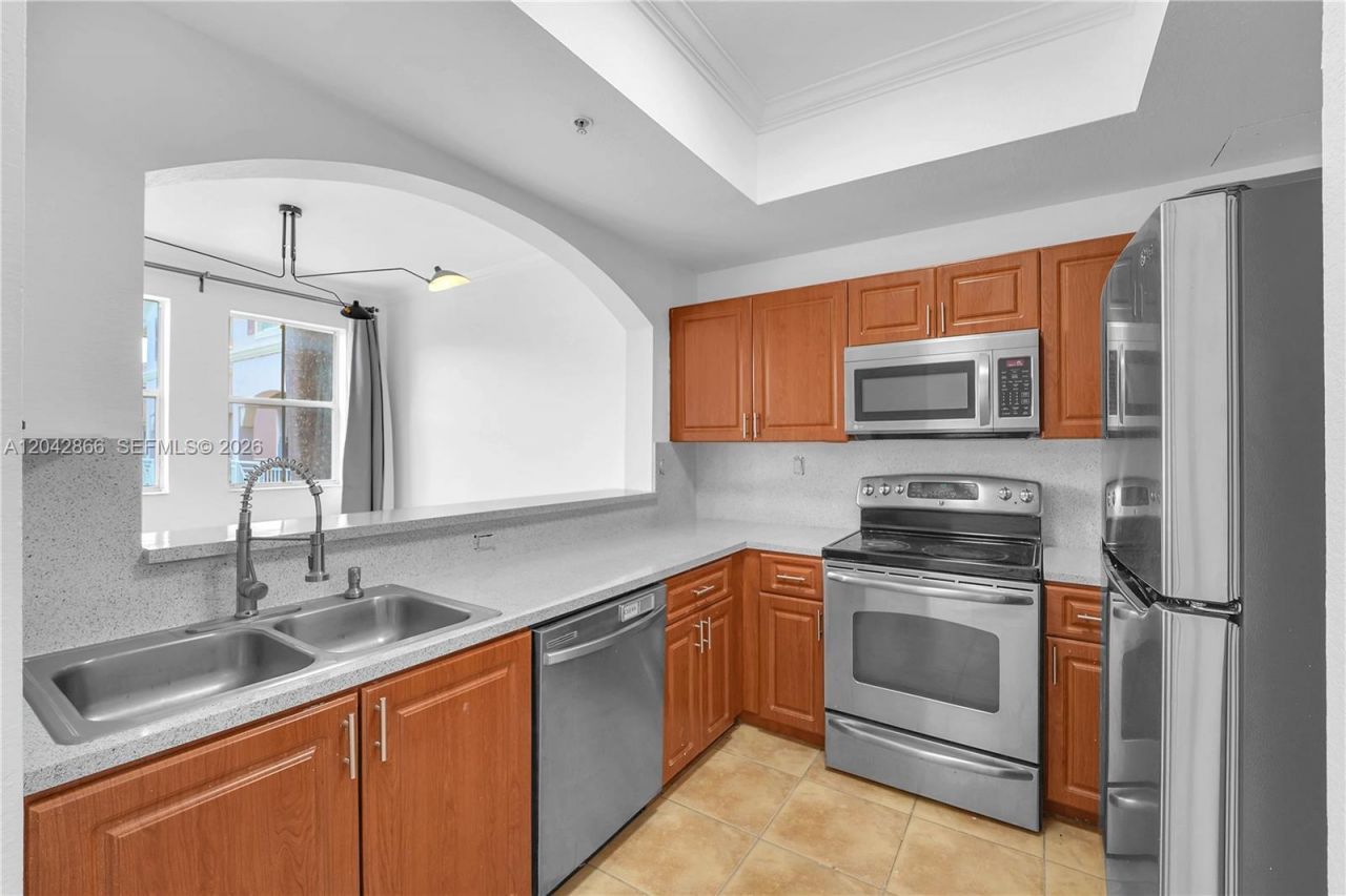 8858 W Flagler St, Unit 210, Miami, FL 33174 Photo