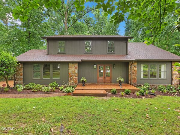 124 Moorewood Drive, Jackson, TN 38305