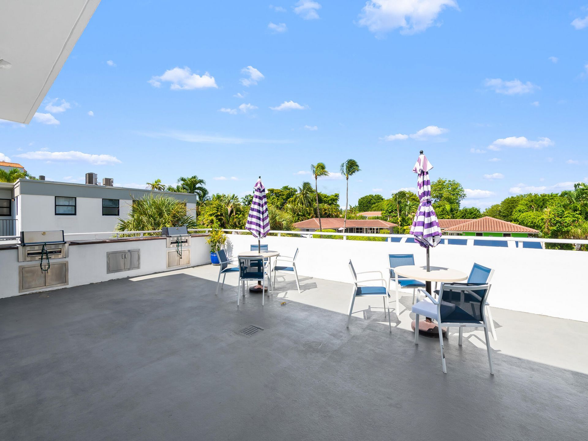 2200 NE 33rd Avenue, Unit 2d, Fort Lauderdale, FL 33305 Photo