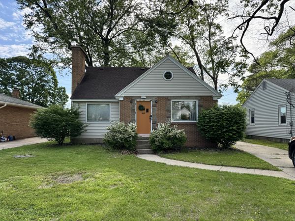 3015 Buchanan Avenue SW, Grand Rapids, MI 49548