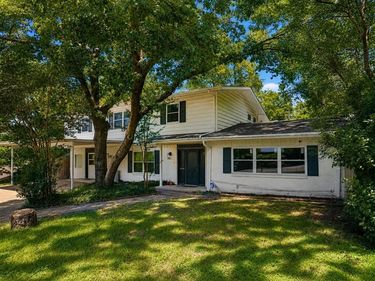 2409 Whitewood Drive, Dallas, TX 75233