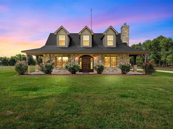586 Fm 1242, Abbott, TX 76621