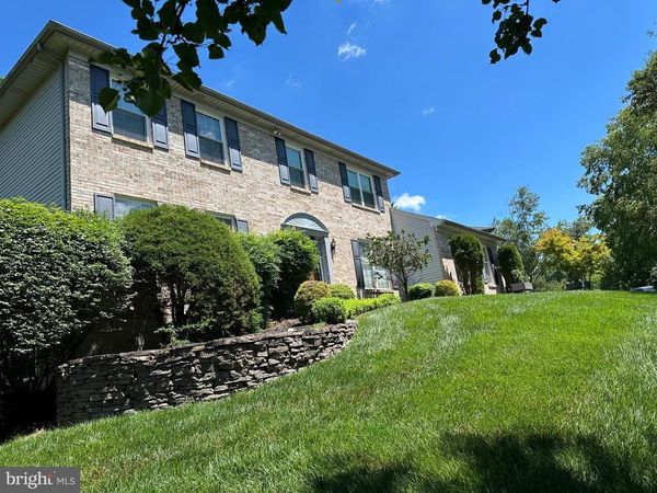 117 SUSAN DRIVE, HOCKESSIN, DE 19707