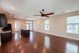1013 Ashley Garden Boulevard photo 4