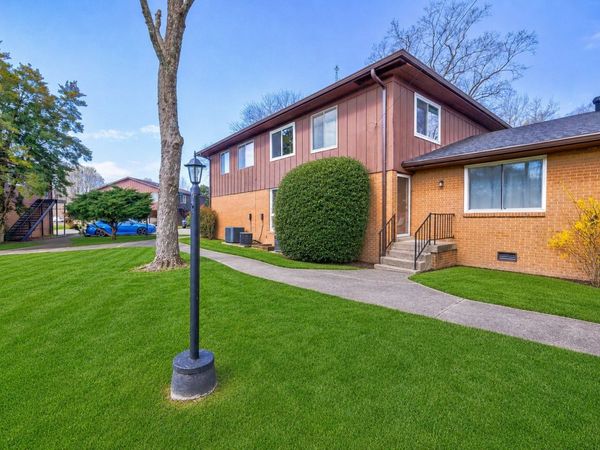 250 Donna Dr, Unit 2B, Hendersonville, TN 37075