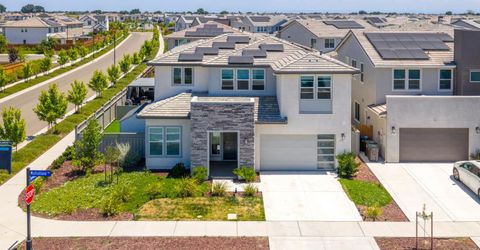 3483 Mulholland Dr, Lathrop, CA 95330 Photo