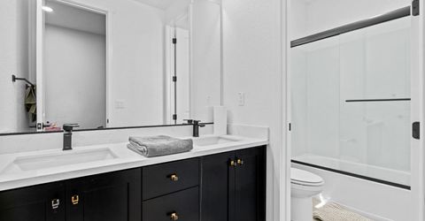 3483 Mulholland Dr, Lathrop, CA 95330 Photo