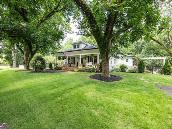 2798 Stokes Store Road, Forsyth, GA 31029