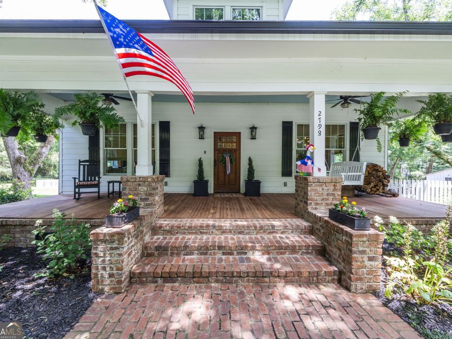 Property Image 4