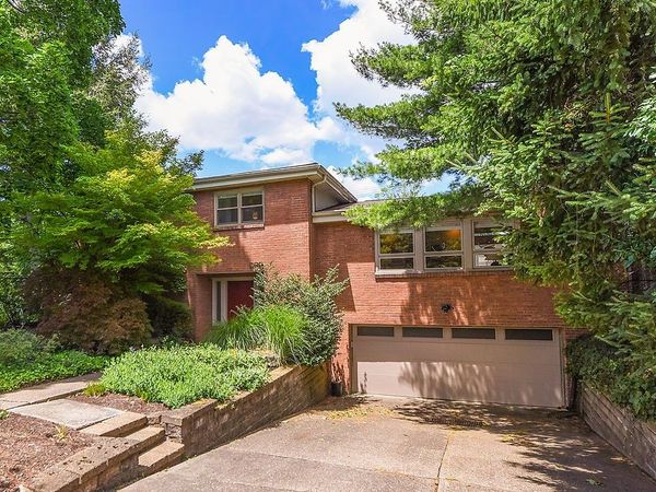 300 S Lang Avenue, Pittsburgh, PA 15208