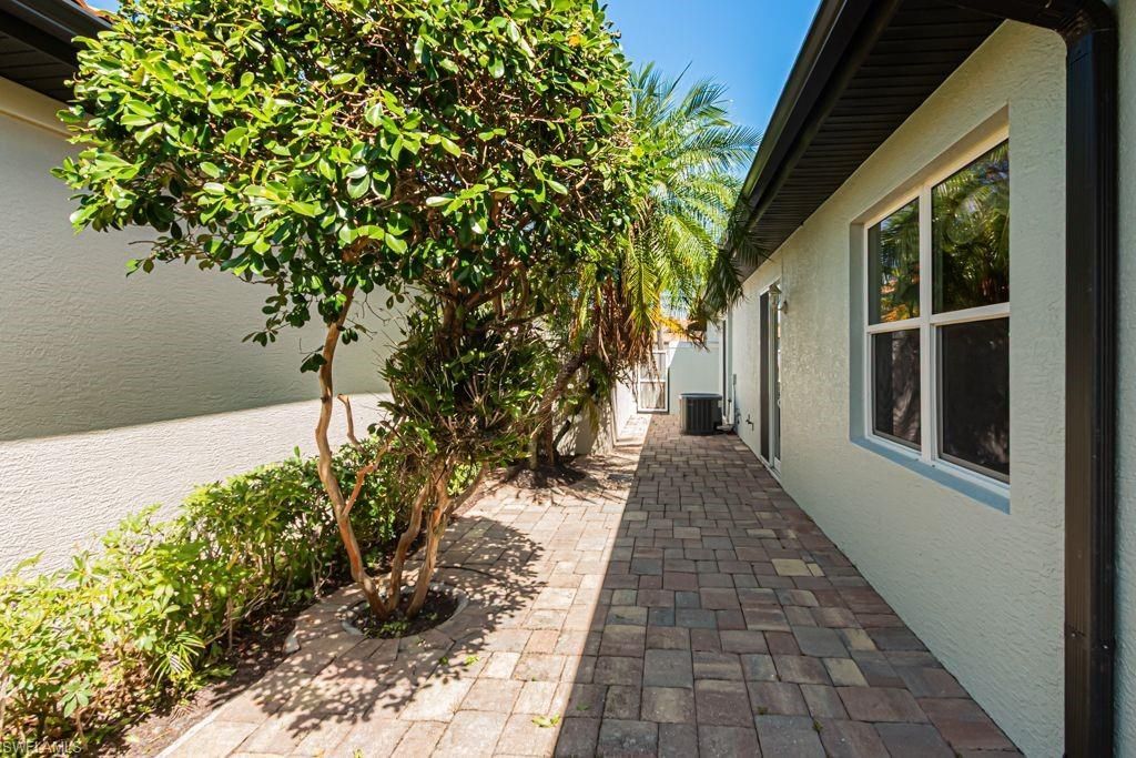 10581 Avila Cir , Fort Myers, FL 33913 Photo